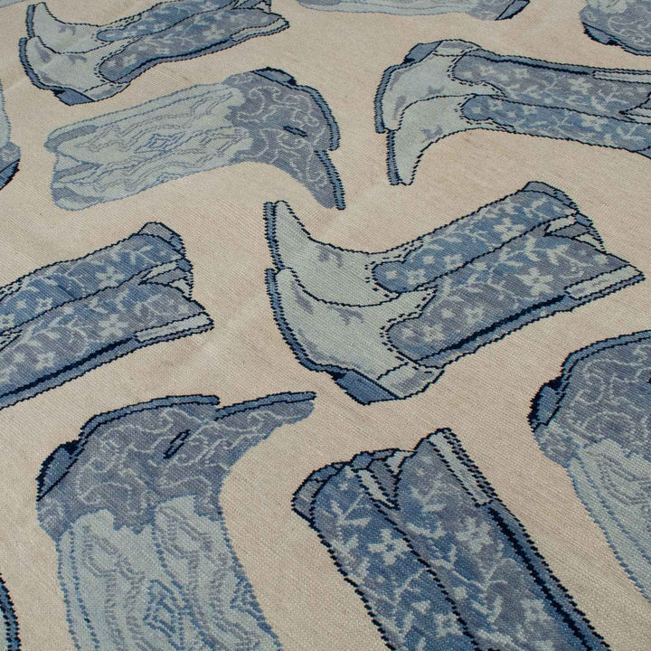 Hand knotted boots rug